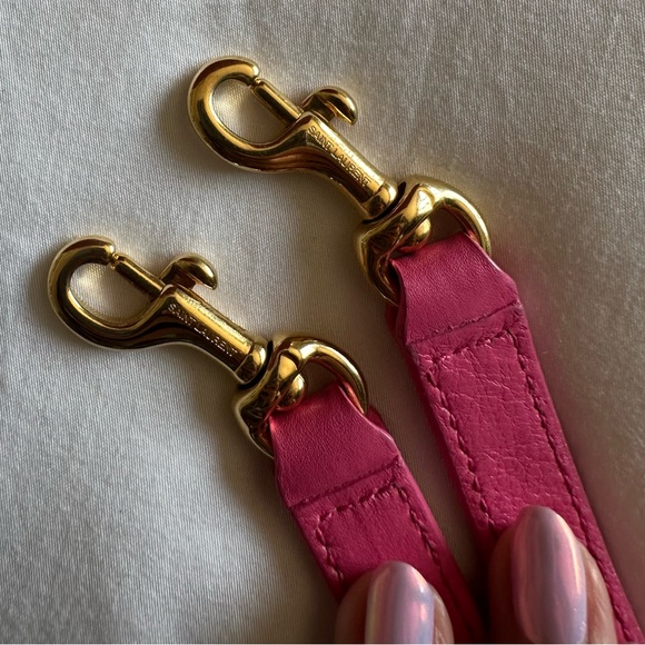 SAINT LAURENT
Calfskin Small Sac De Jour Lipstick Fuchsia - Picture 9 of 16